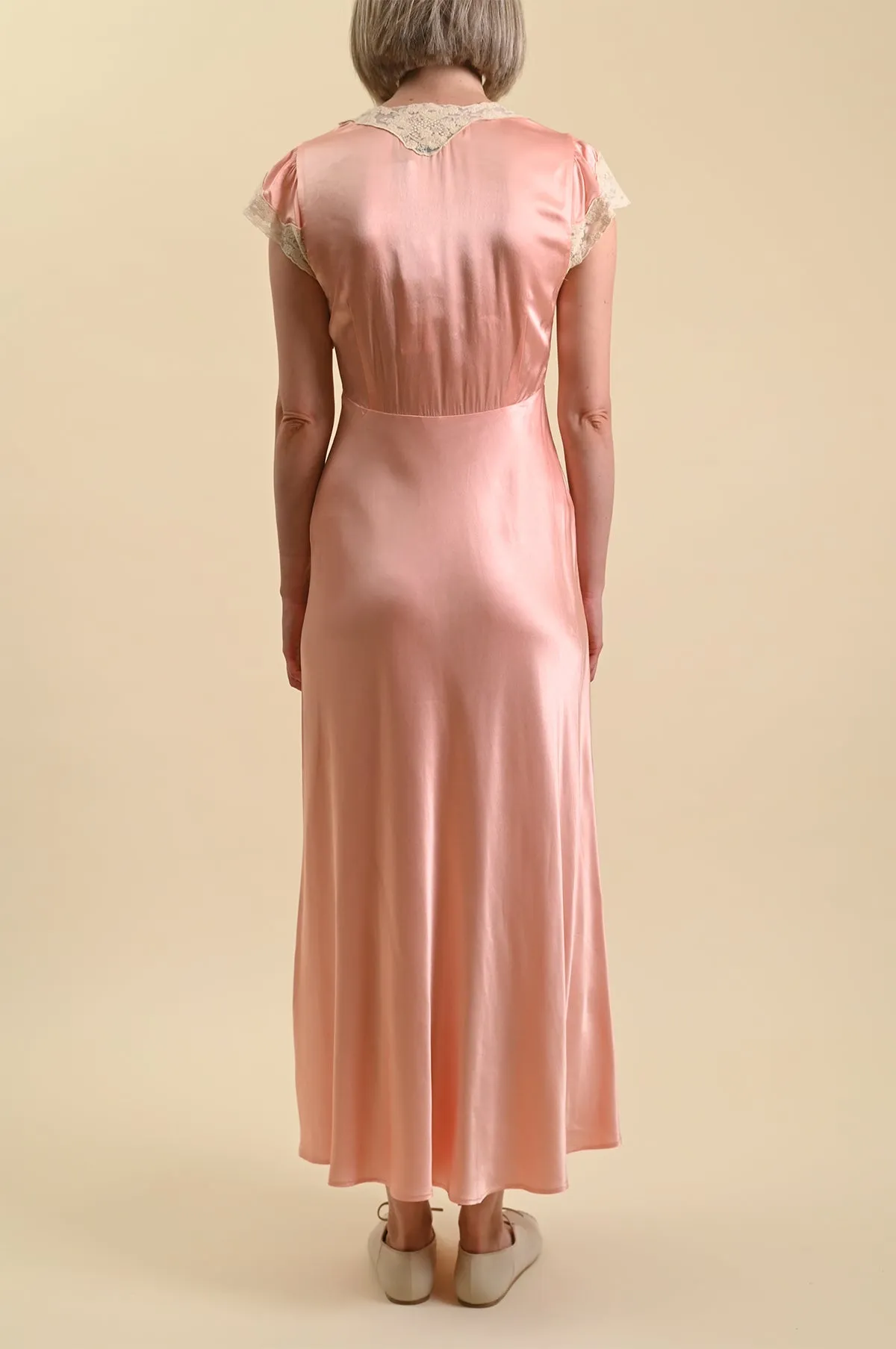 Amari Dress Peach