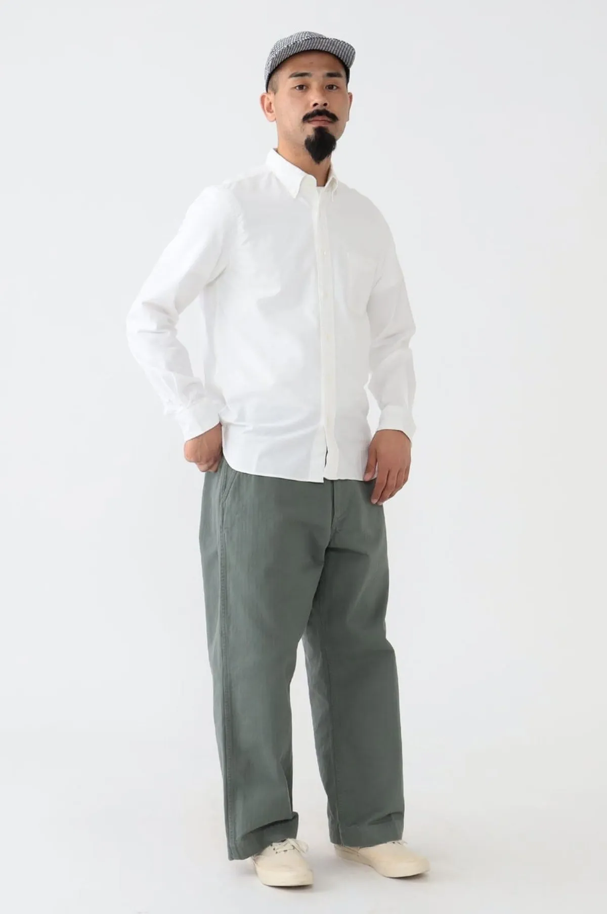 B.D Oxford White