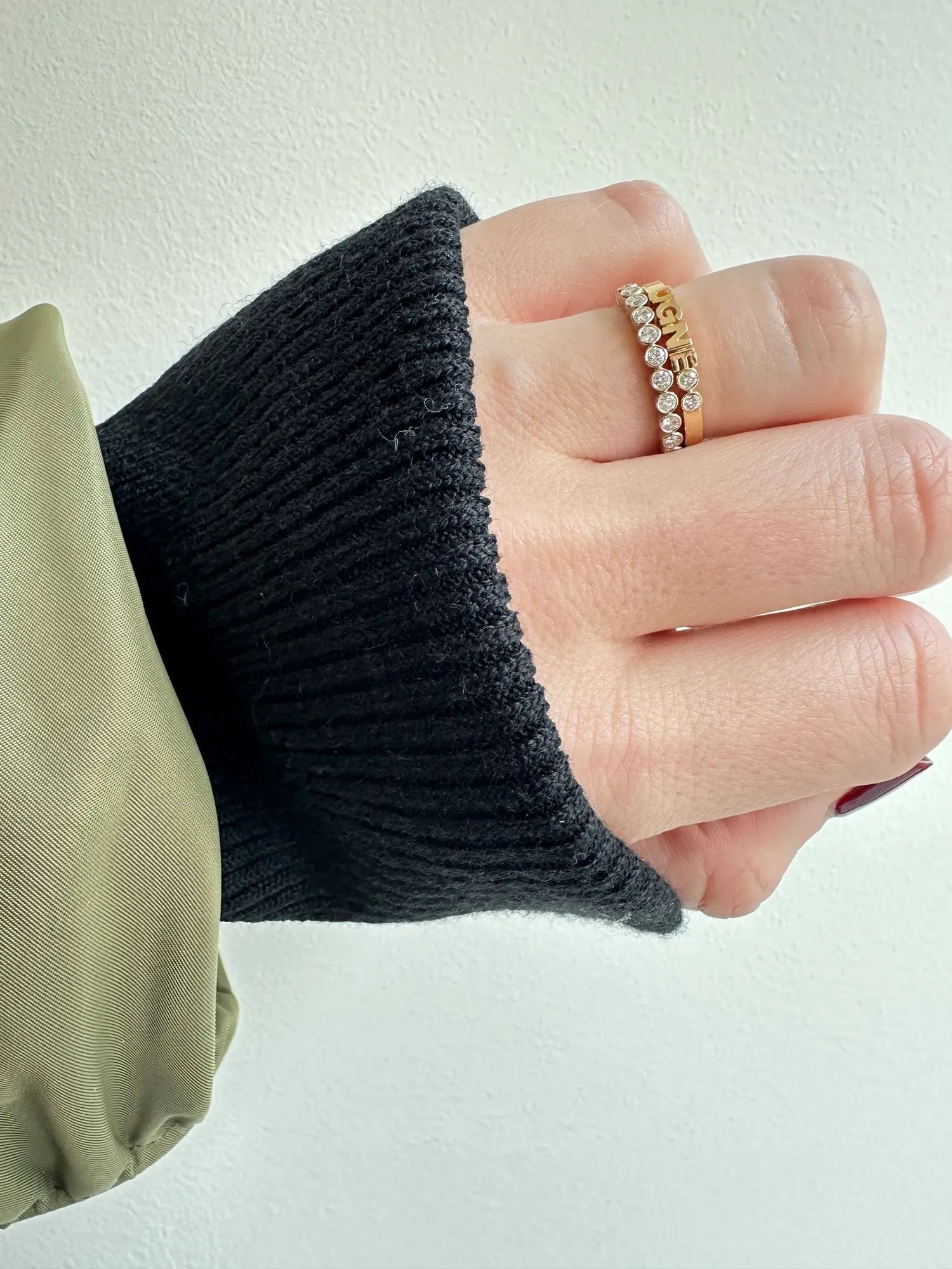 Bespoke 14K Gold, Whitegold or Rosegold Name Ring