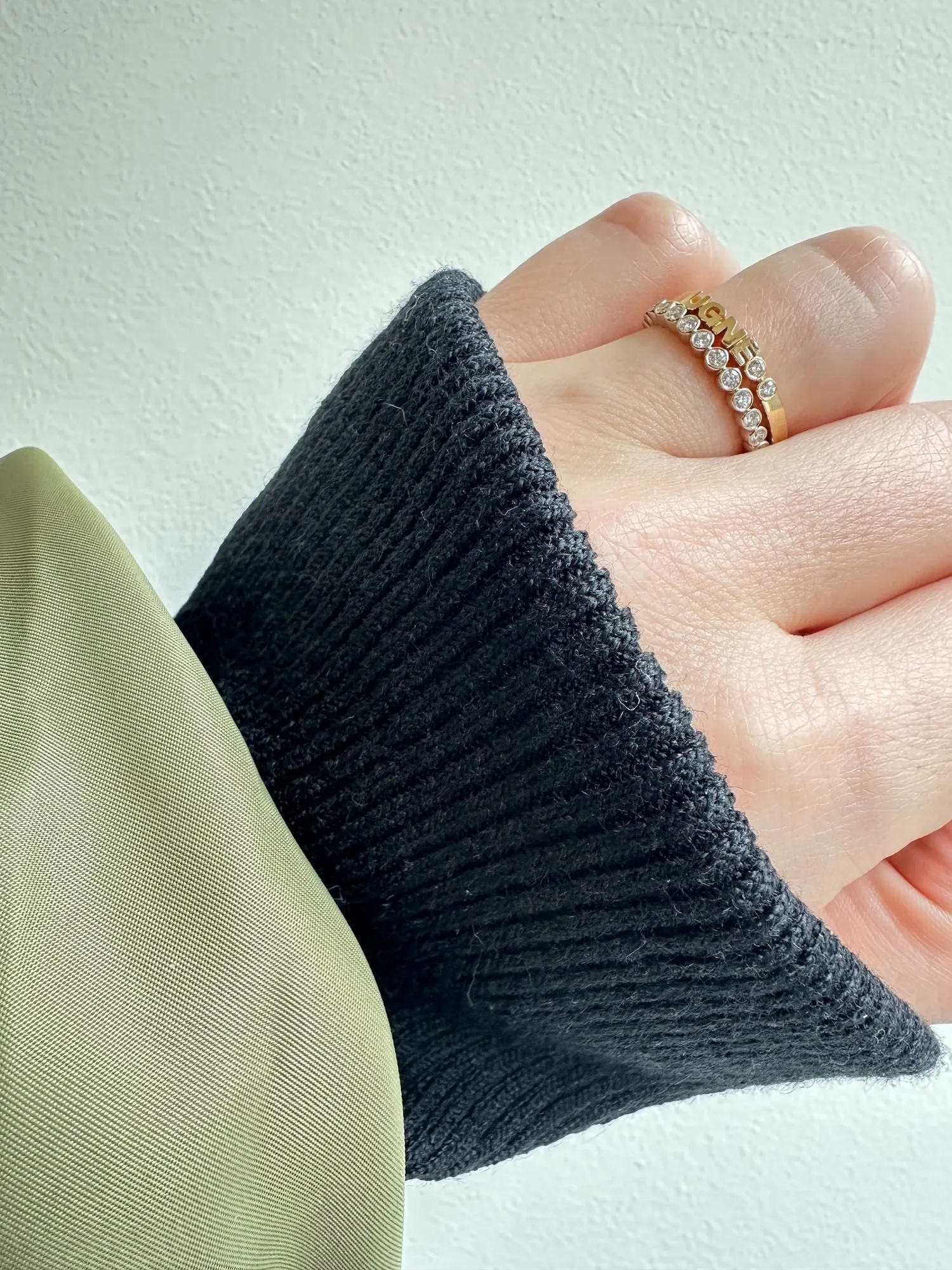 Bespoke 14K Gold, Whitegold or Rosegold Name Ring