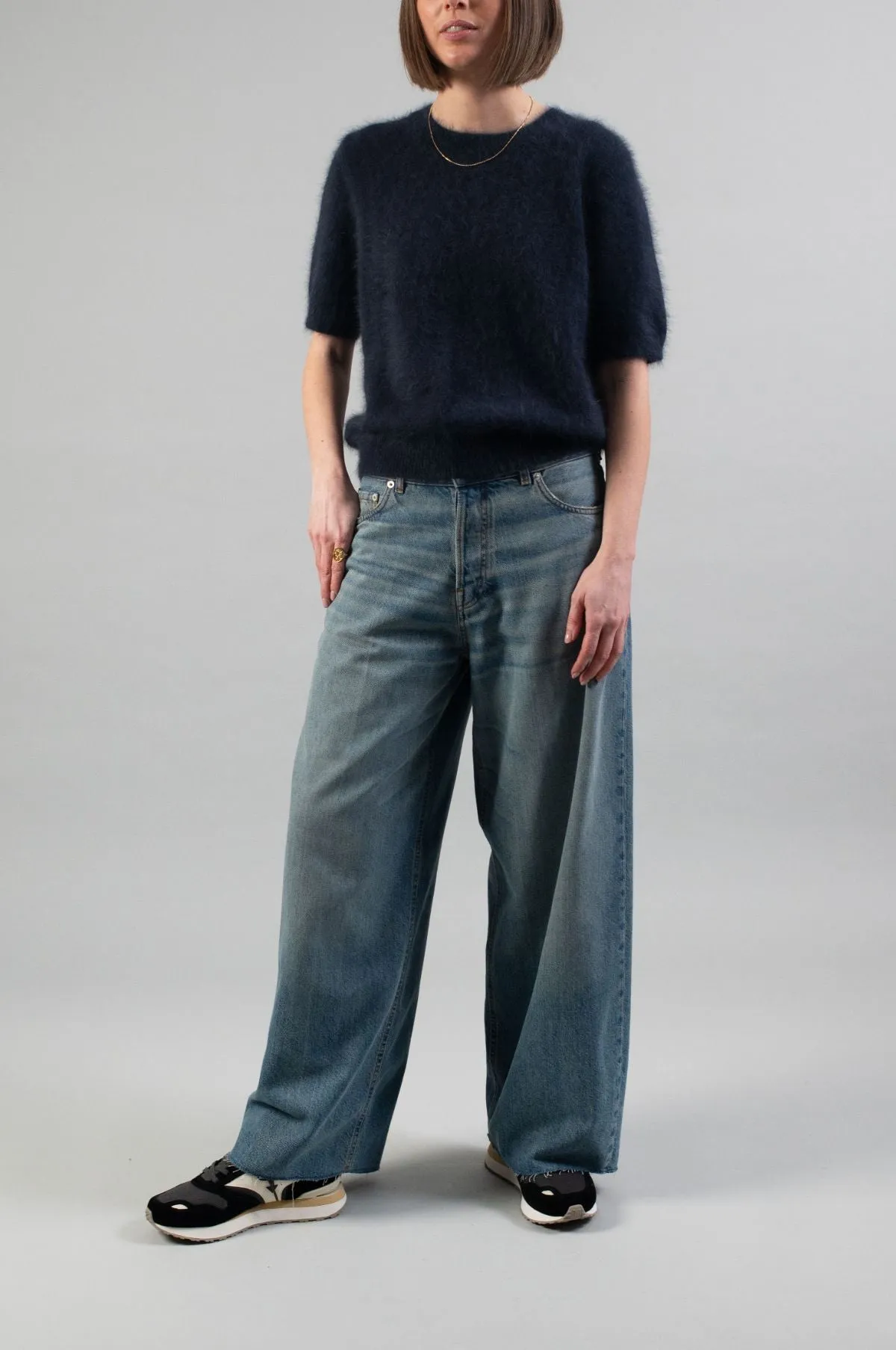 Bethany Jean Asian Fit Iconic Blue