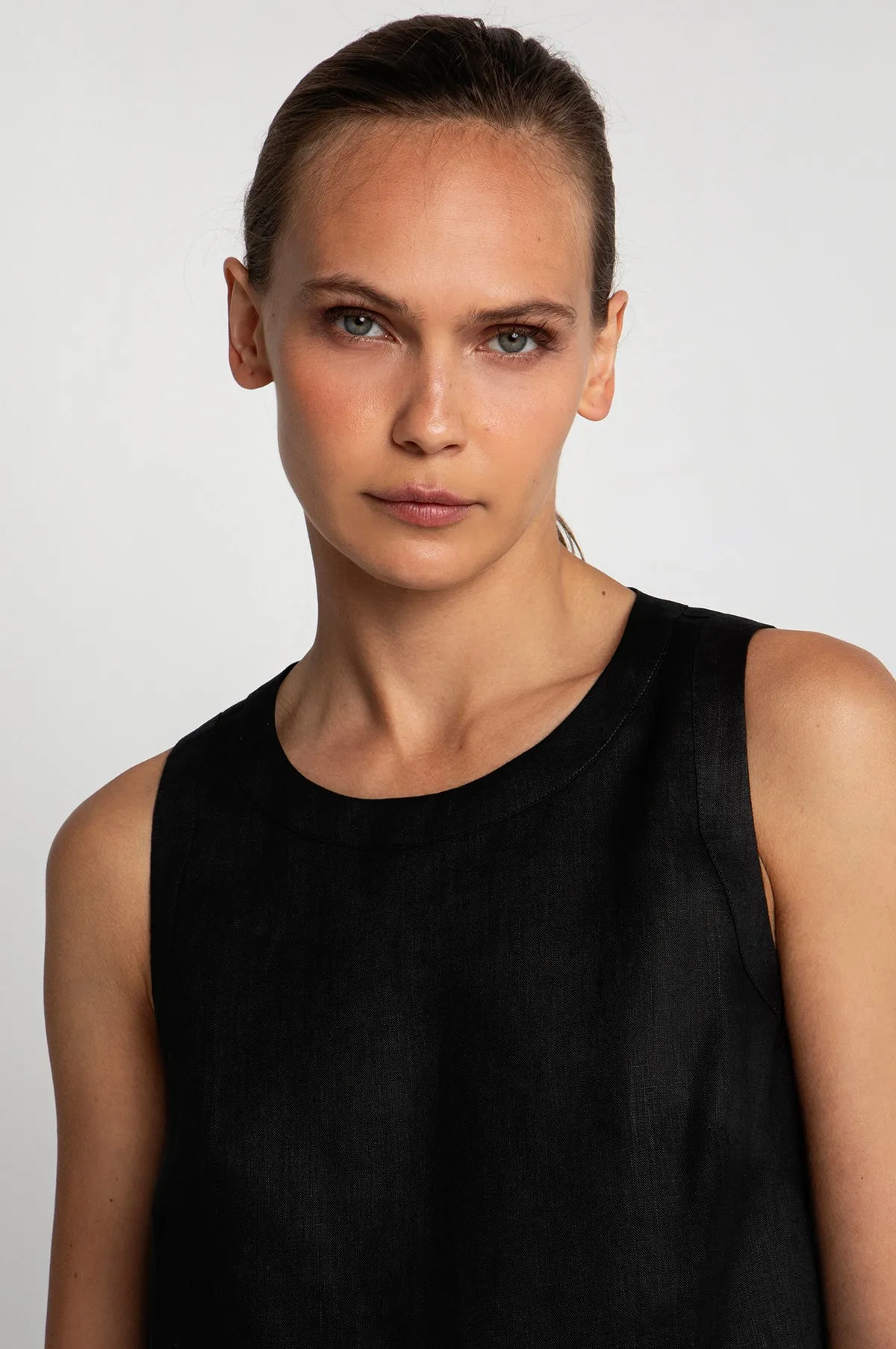 Classic Linen Sleeveless Top Black