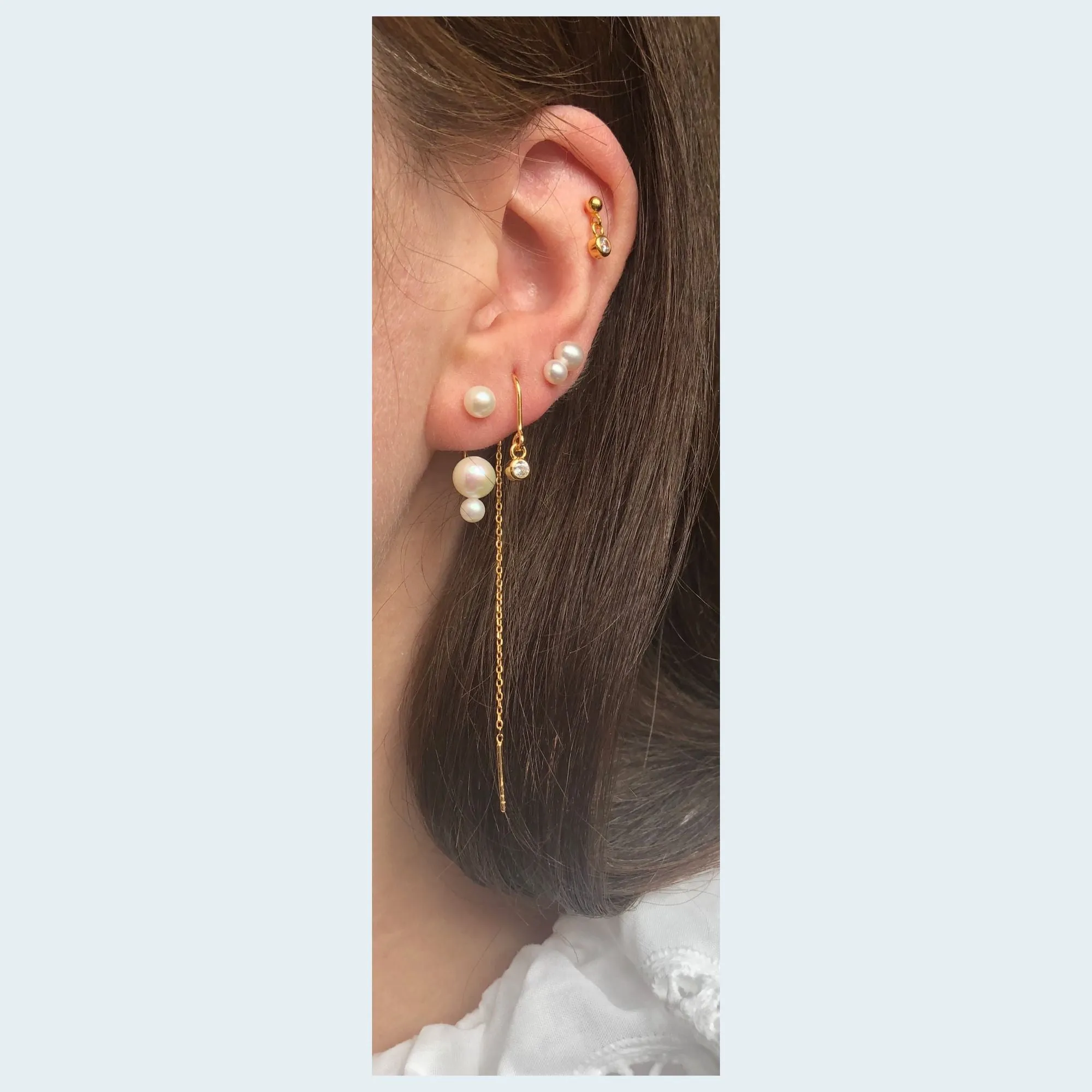 Crystal Hook 18K Gold Plated Earring w. White Zirconia