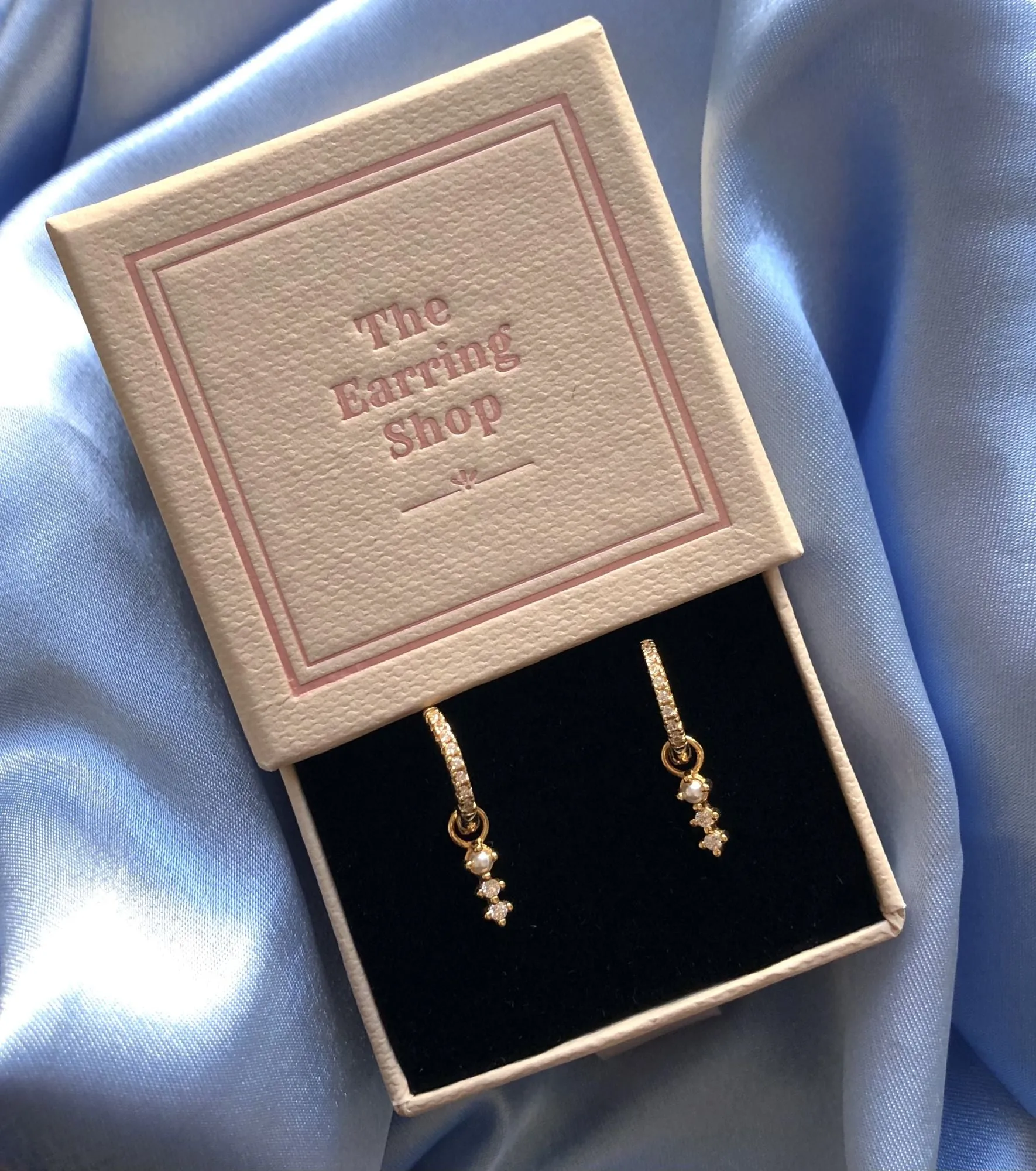 Crystal Hook Threader Silver Earring w. White Zirconia