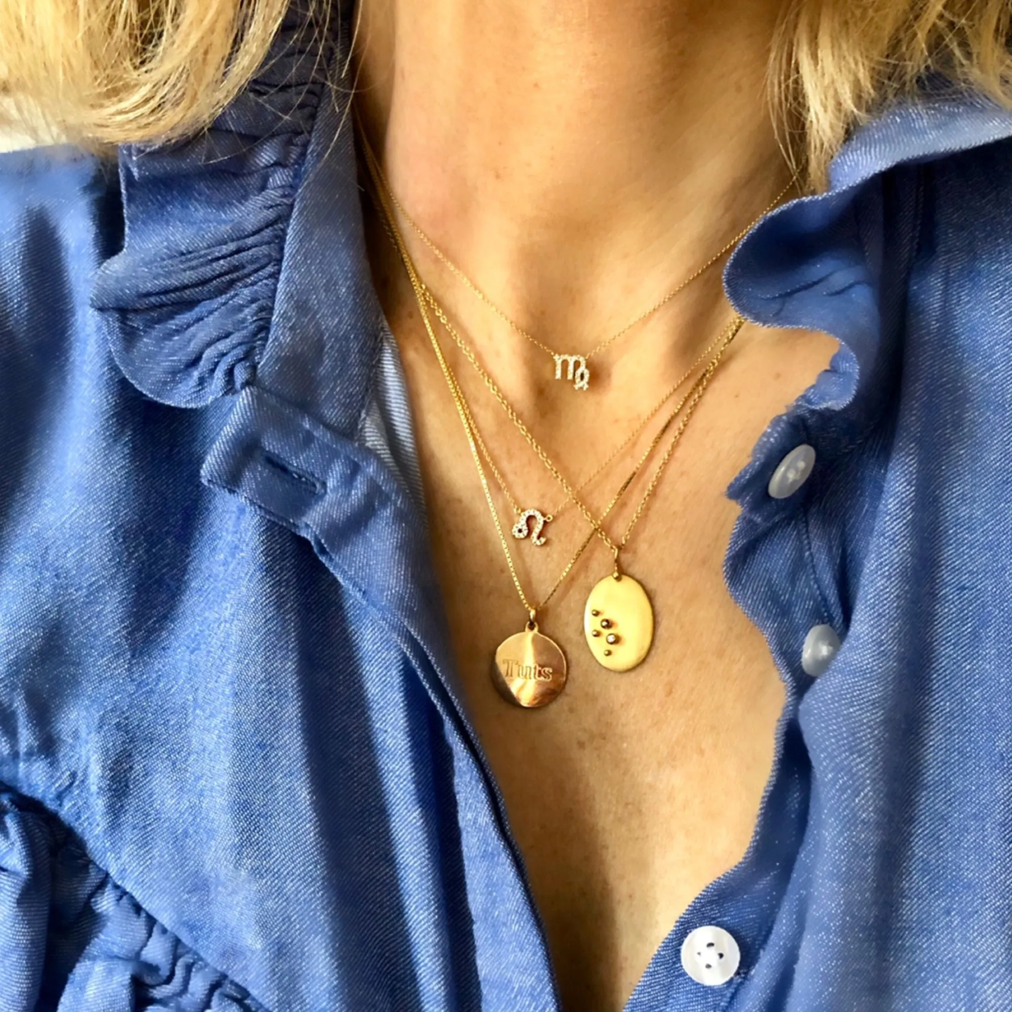 Delphis 18K Gold Necklace w. Diamond