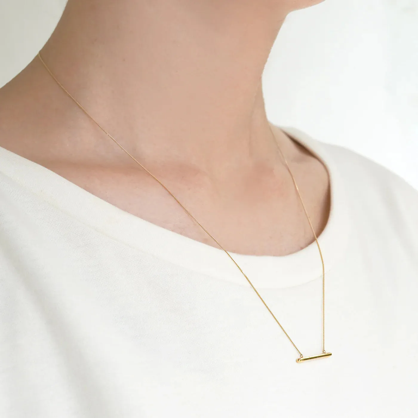 Dent Beside 18K Gold Necklace