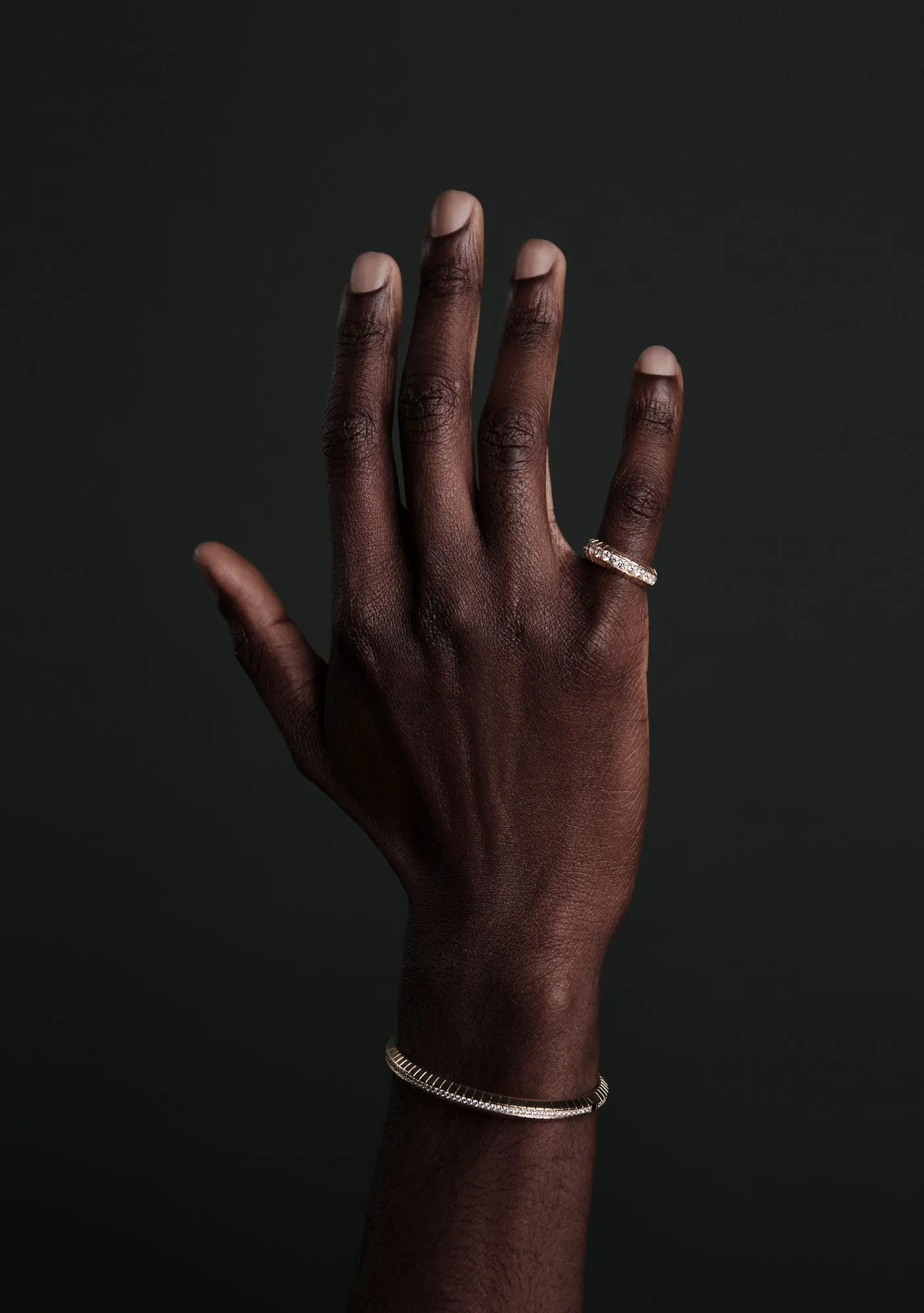 Eternity Engraved 6mm 18K Whitegold Ring w. Lab-Grown Diamonds