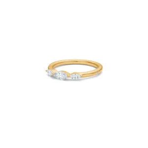 Her 3 Midtstone 18K Gold Ring w. Diamonds