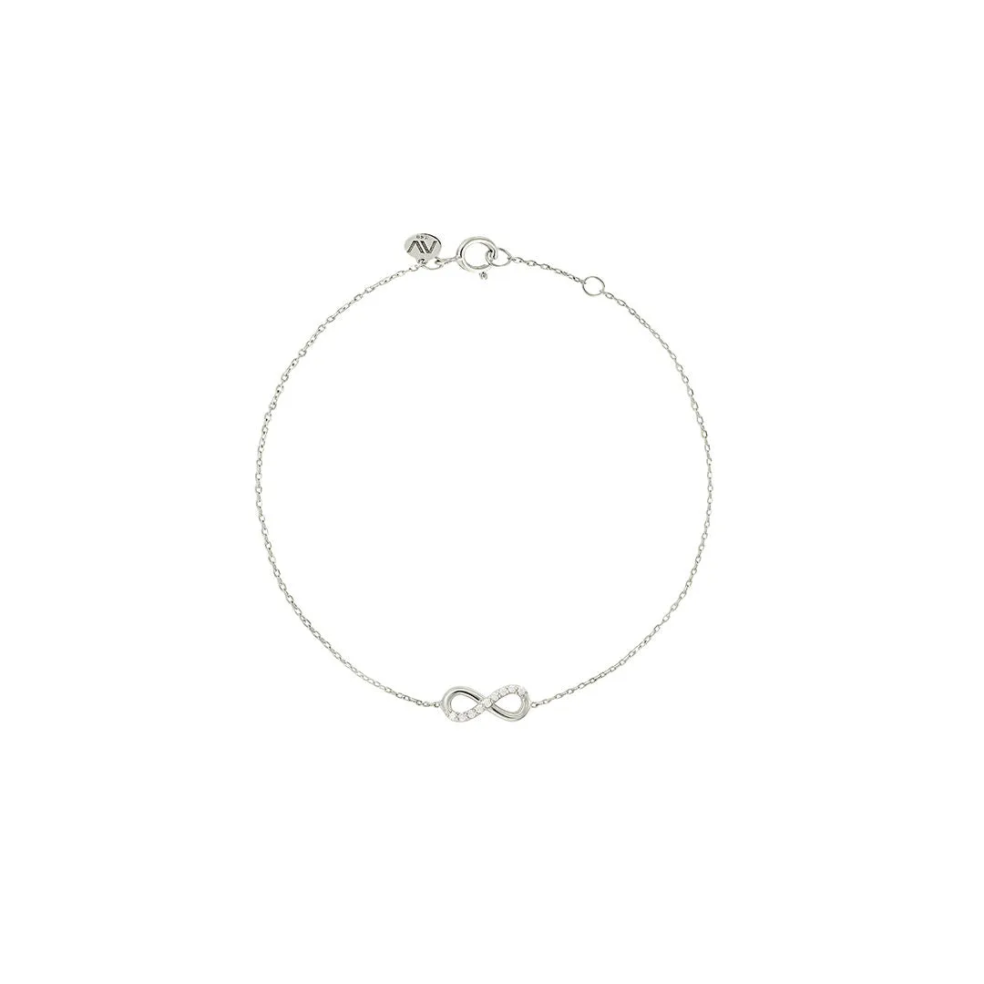 Infinity 18K White Gold Bracelet w. Diamonds