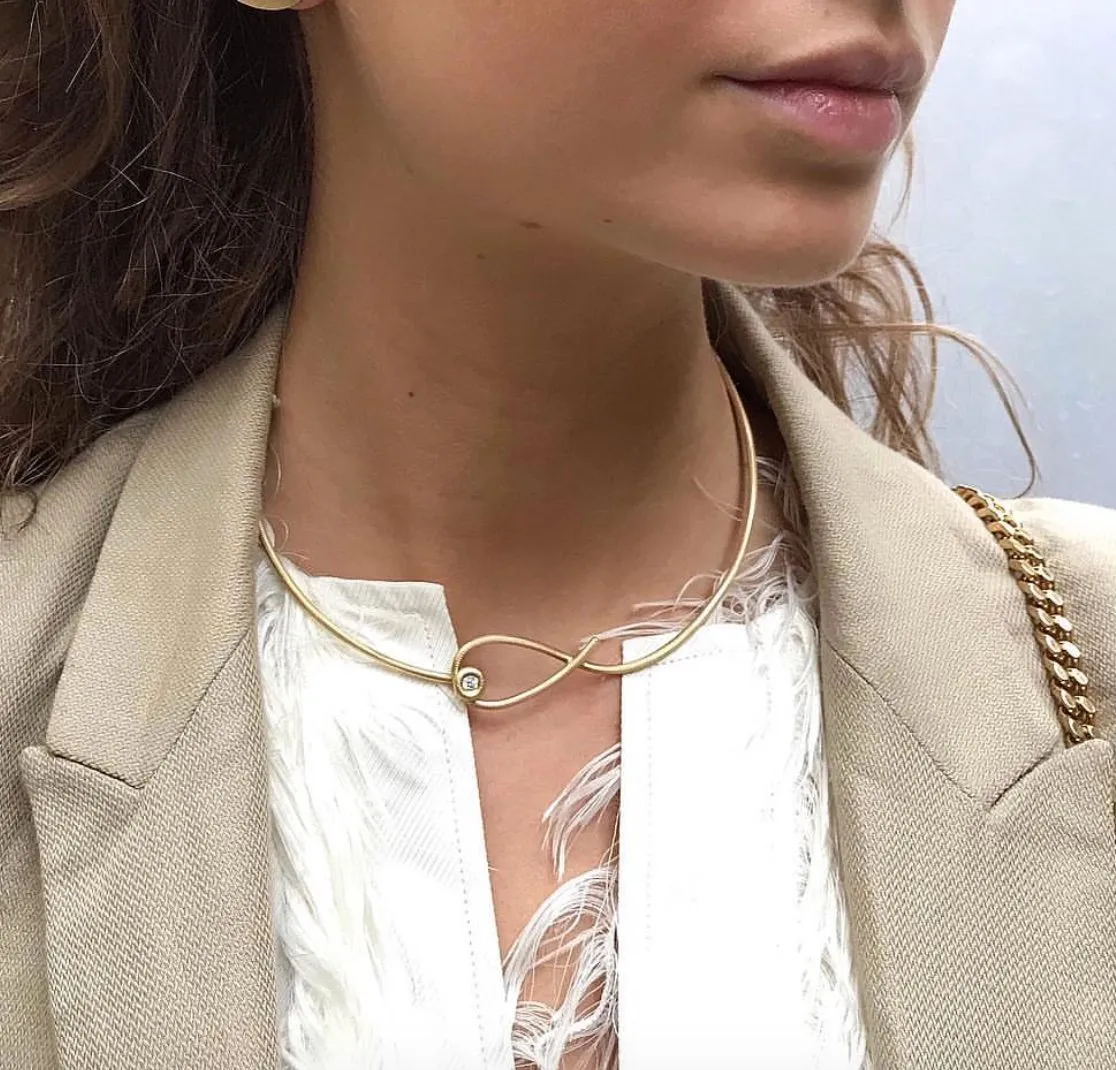 Kharisma 18K Gold Neckring w. Diamond