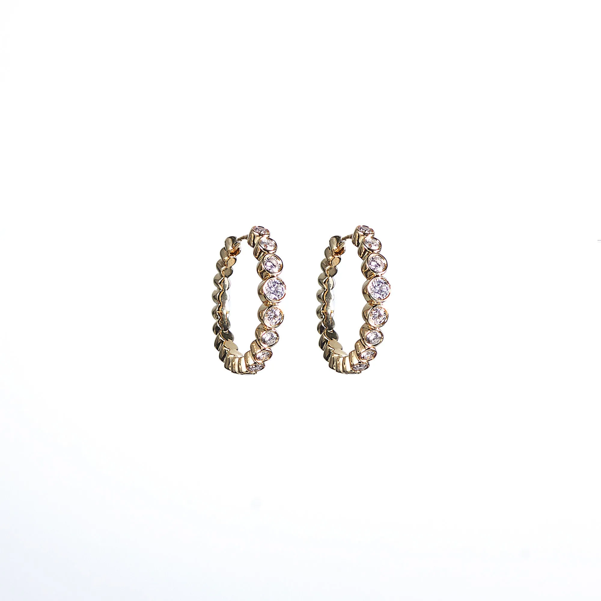 Luna 14K Gold Hoops w. Diamonds