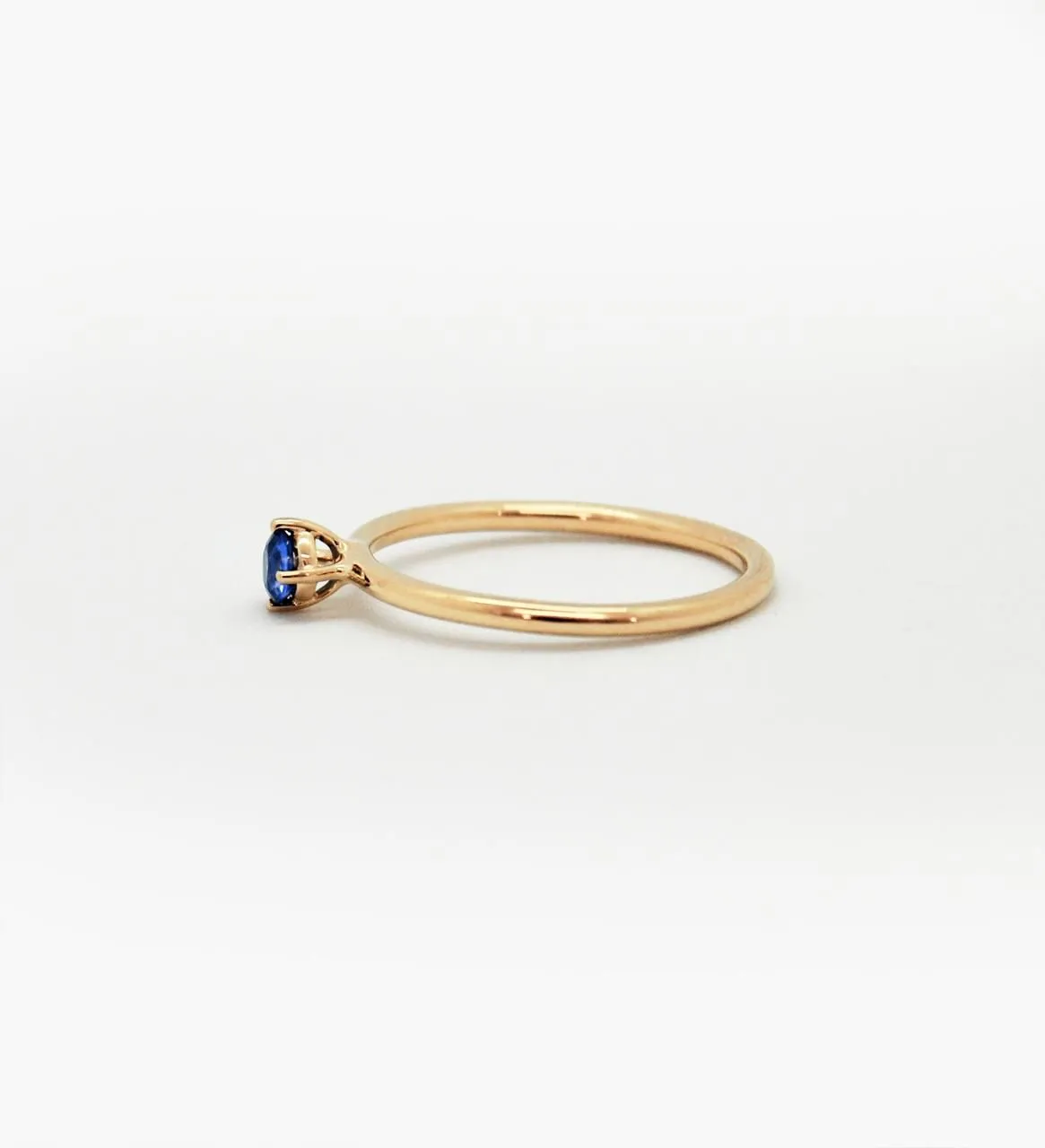 Malene 3.5 Blue 14K Gold Ring w. Sapphire