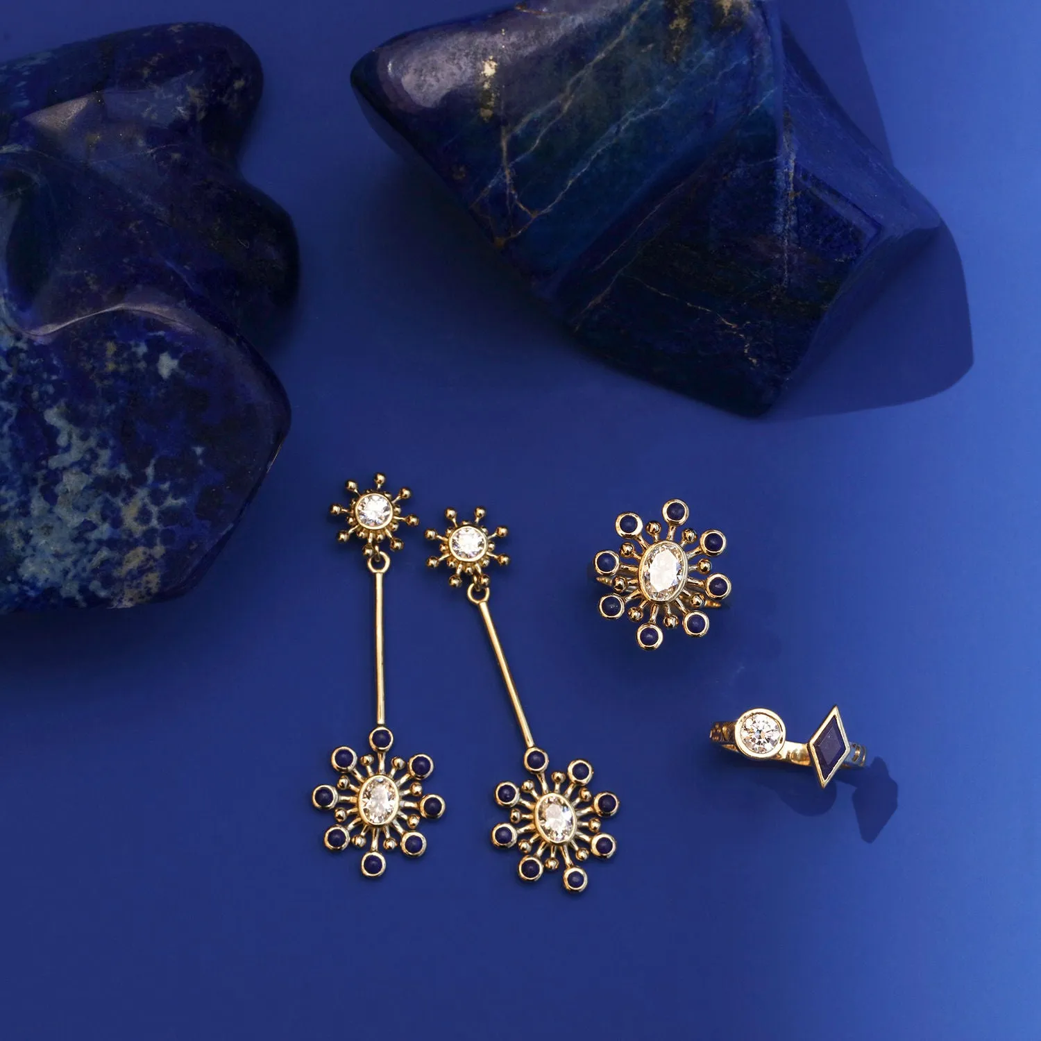 Mazahri | Cosmos 18K Gold Ring w. Diamond & Lapis