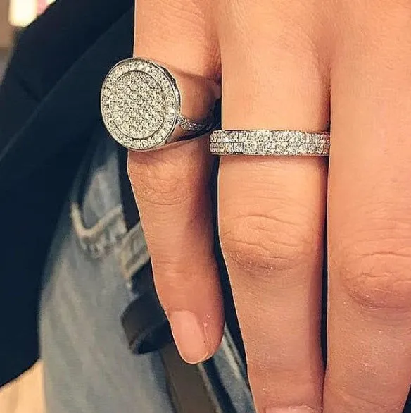 One Double Row Parallel 18K Gold, Rosegold or Whitegold Ring w. Diamonds