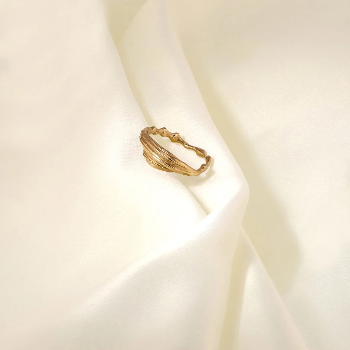 Palea 14K Gold Ring