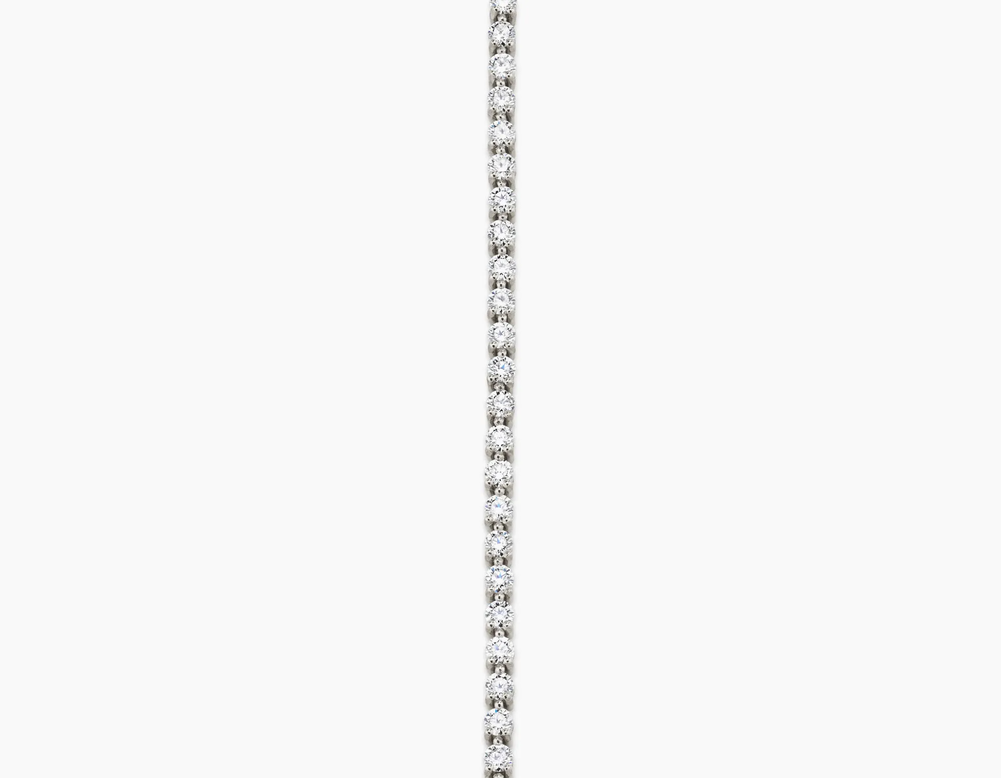 Petitie 14K Whitegold Tennis Bracelet w. Lab-Grown Diamonds