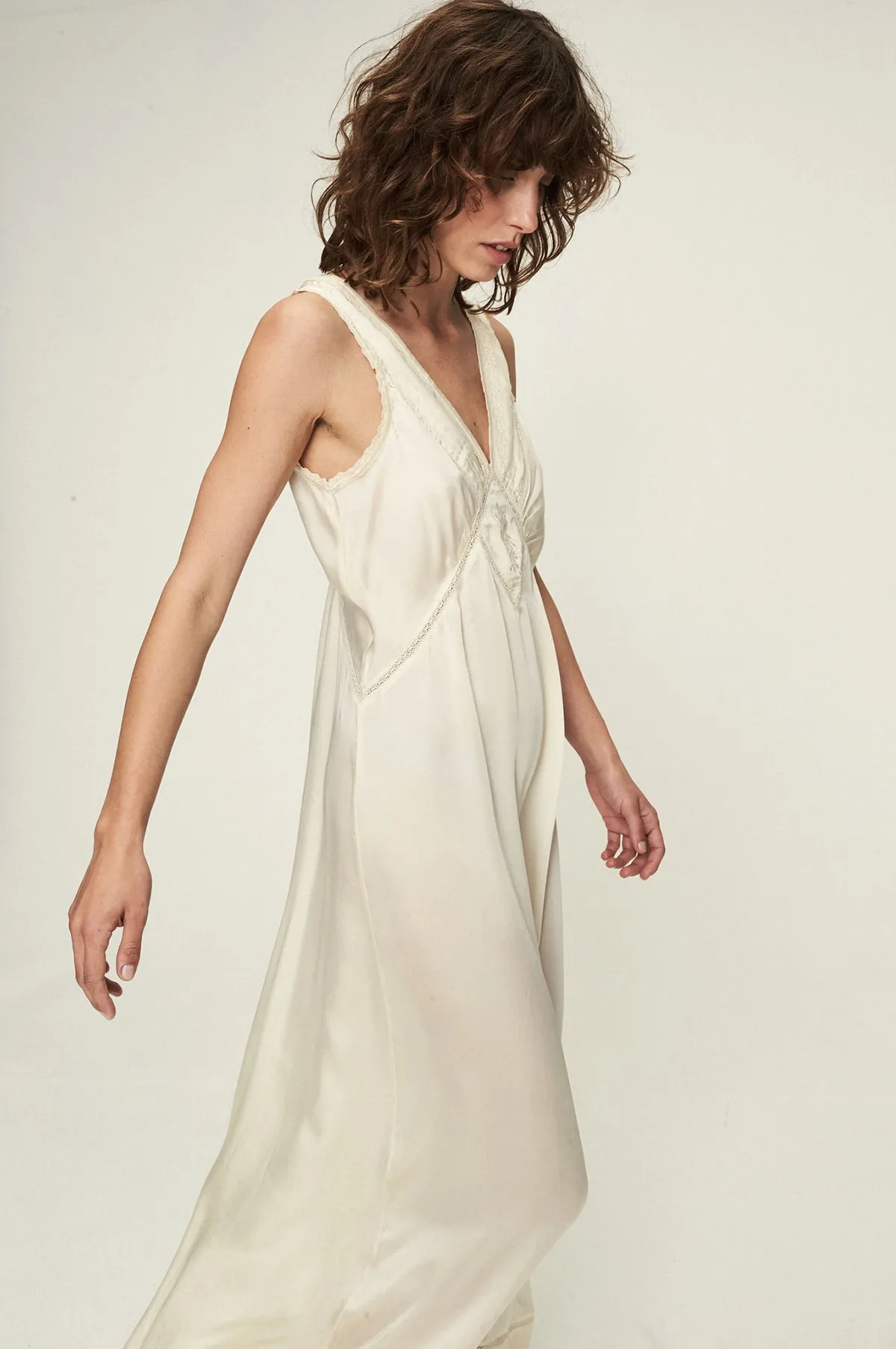 Primrose Dress Oyster