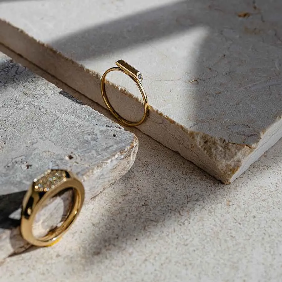 Sunbeam 18K Gold Ring w. Lab-Grown Diamond