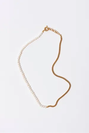 The 50/50 Small Gold Plated Necklace w. Pearls