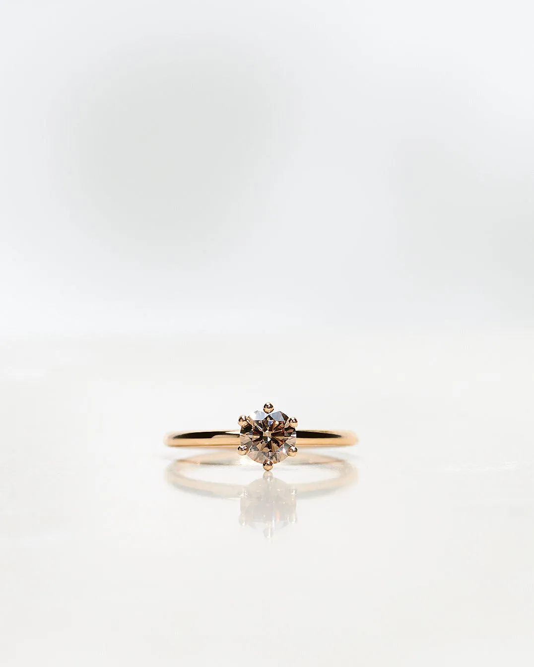 The Solitaire Chocolate 18K Gold, Whitegold or Rosegold Ring w. Diamond