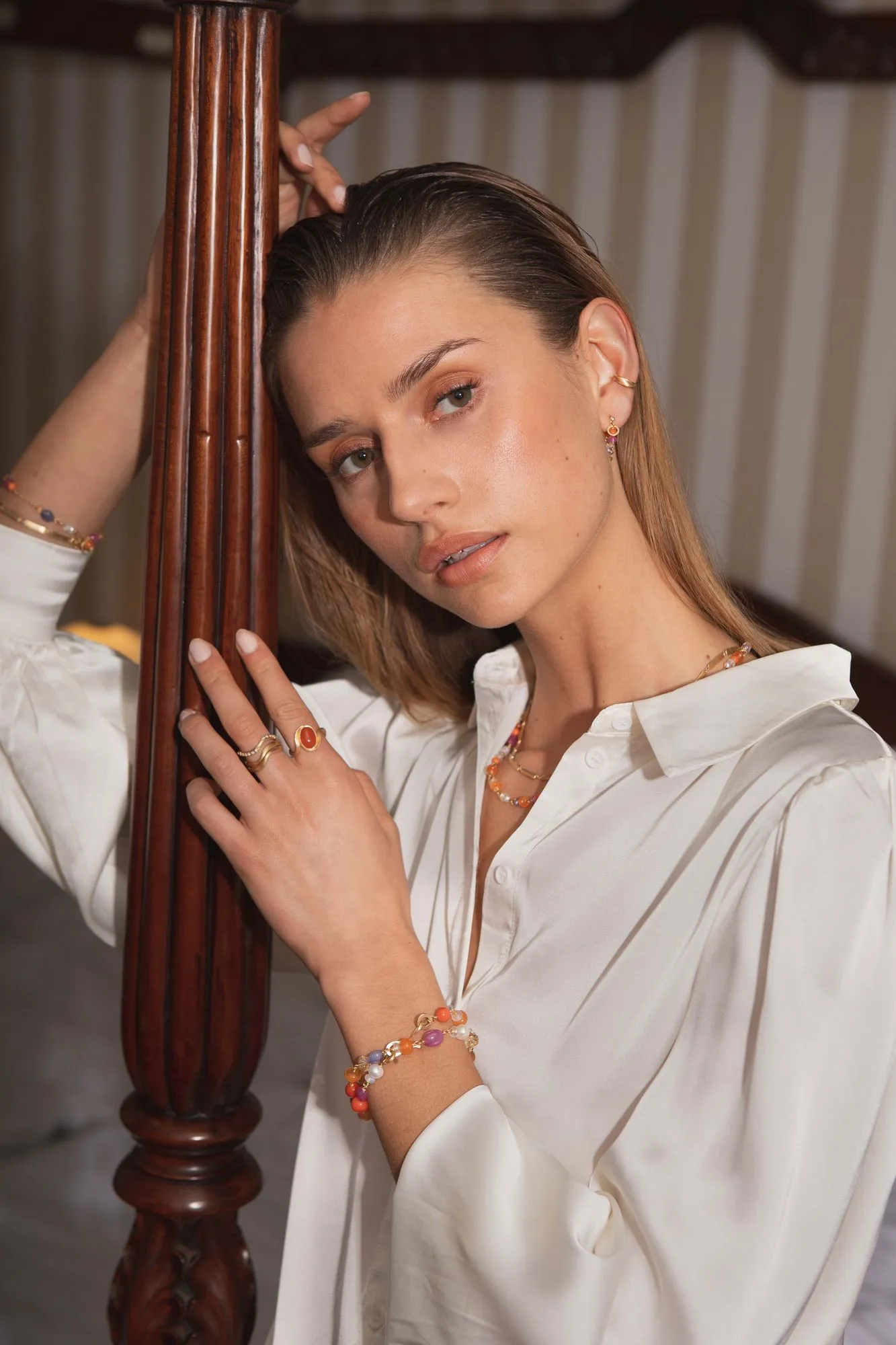 Vega Small 18K Gold Ring w. Carnelian