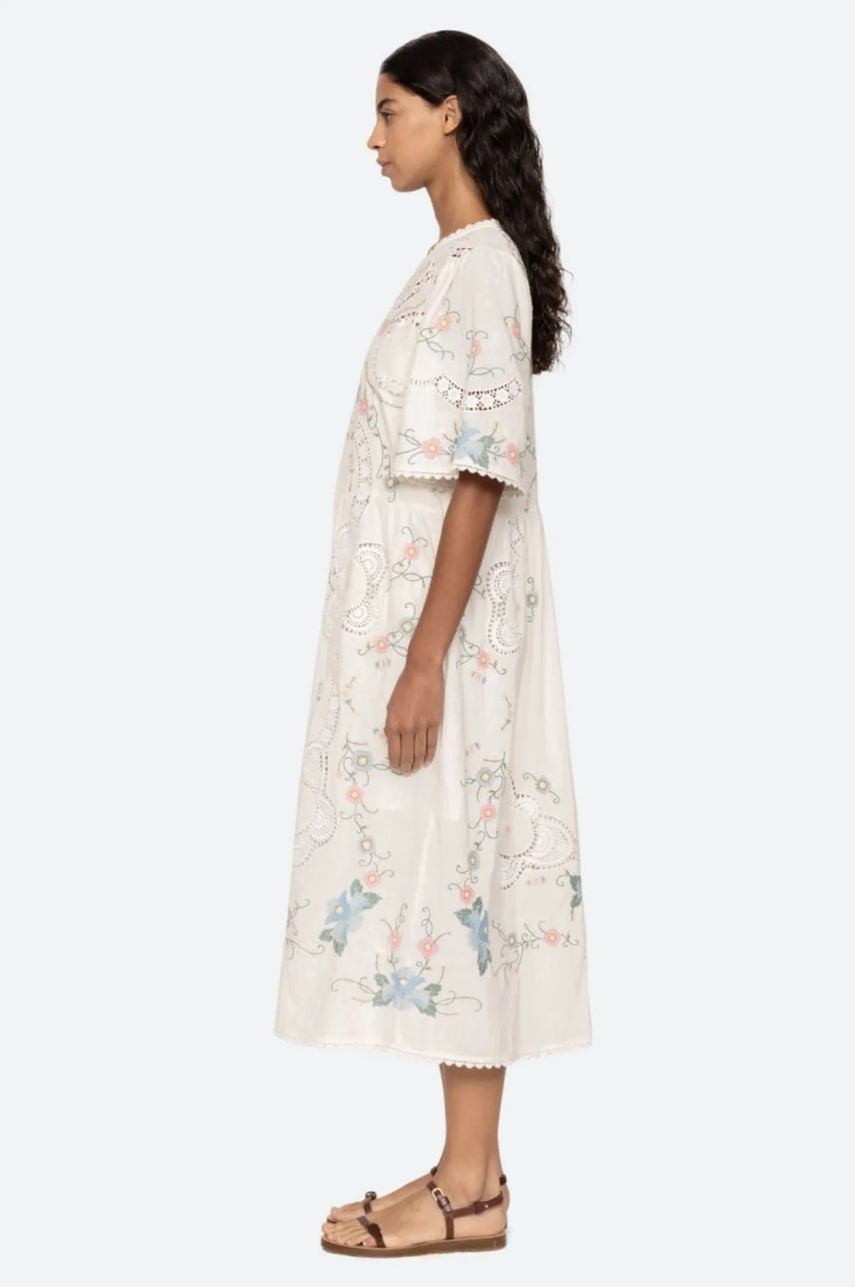 Vesna Embroidery S/Slv Dress White