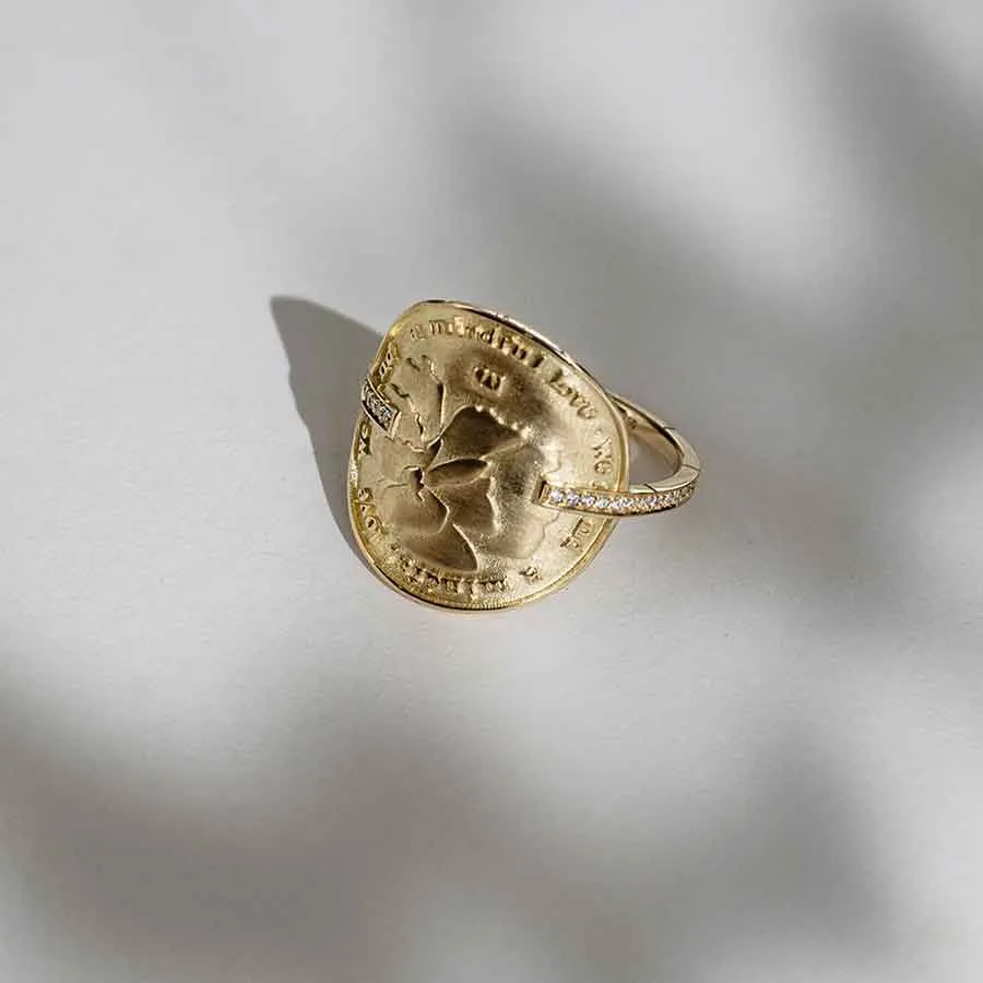 Wild Flowers 18K Gold Ring w. Lab-Grown Diamonds